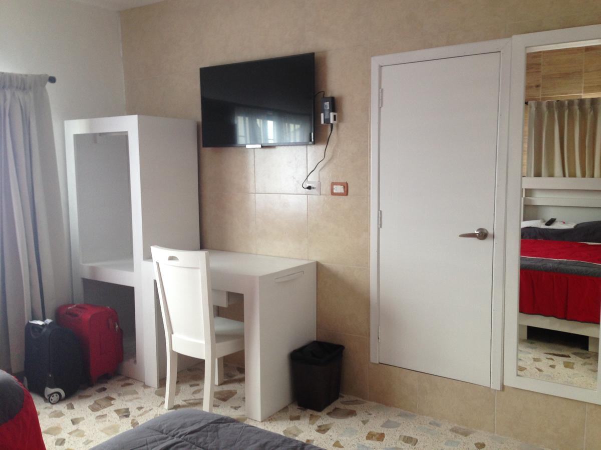 Macuspana Hotel Claudia מראה חיצוני תמונה