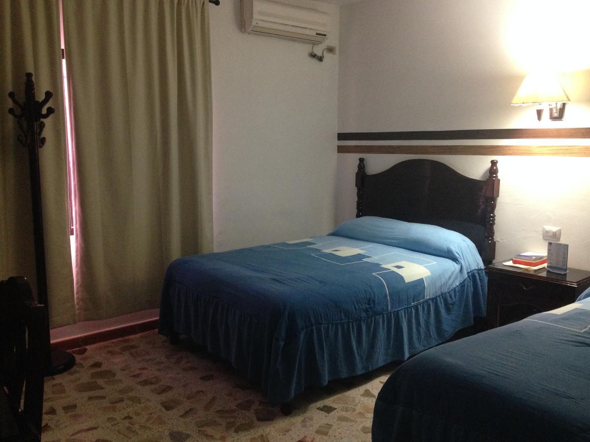 Macuspana Hotel Claudia מראה חיצוני תמונה